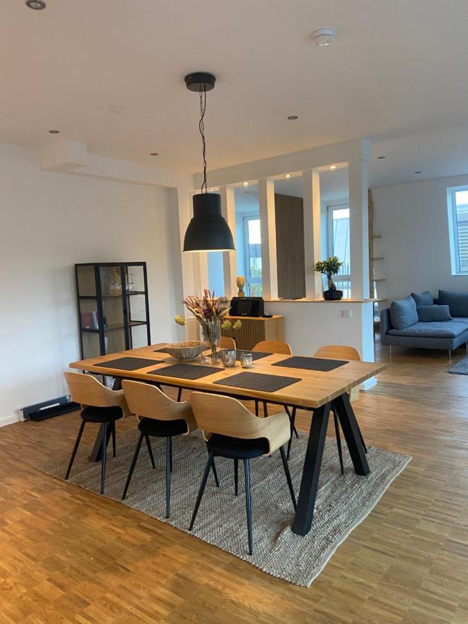 Zentrales Penthouse Mit Blick Auf Schwanenteich Apartamento Minden  Exterior foto